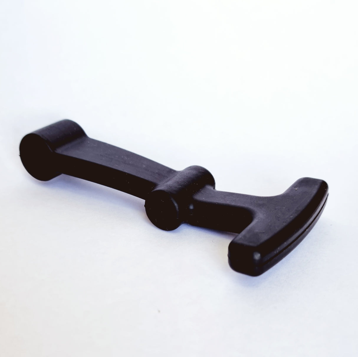 ICEY TEK replacement latch (25, 35, 45 & 65L) — side view