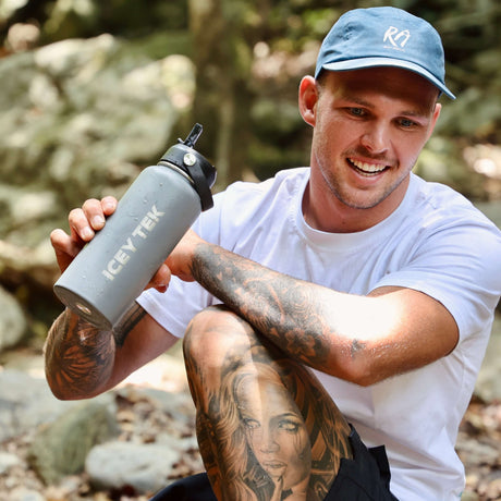 ICEY TEK insulated drink bottle — outdoor lifestyle