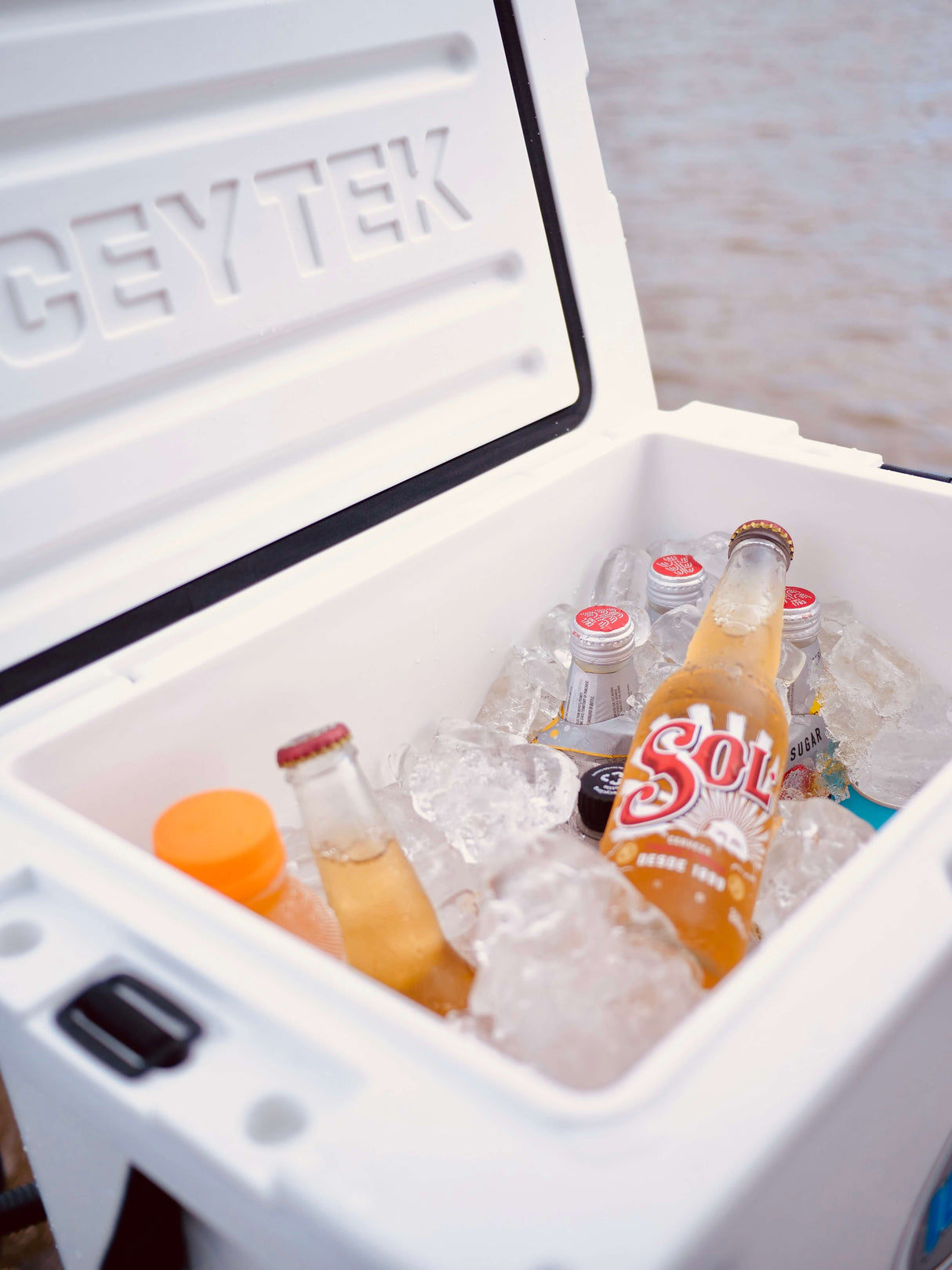 22 HARD COOLER