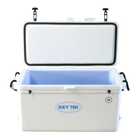 ICEY TEK 70L Hard Cooler — lid insulation detail